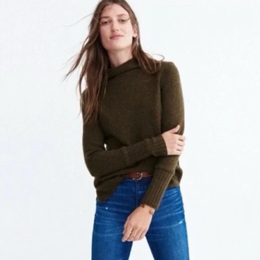 Madewell Olive Green Mockneck Sweater - size L